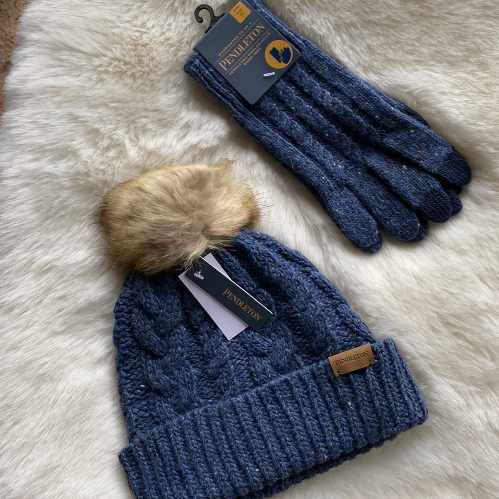 PENDLETON CABLE KNIT WOOL HAT AND GLOVES COLOR BLUE DENIM